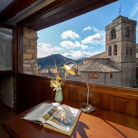 ホテル Casa Cruz - Auto Check-In (Adults Only) ボルタニャ エクステリア 写真